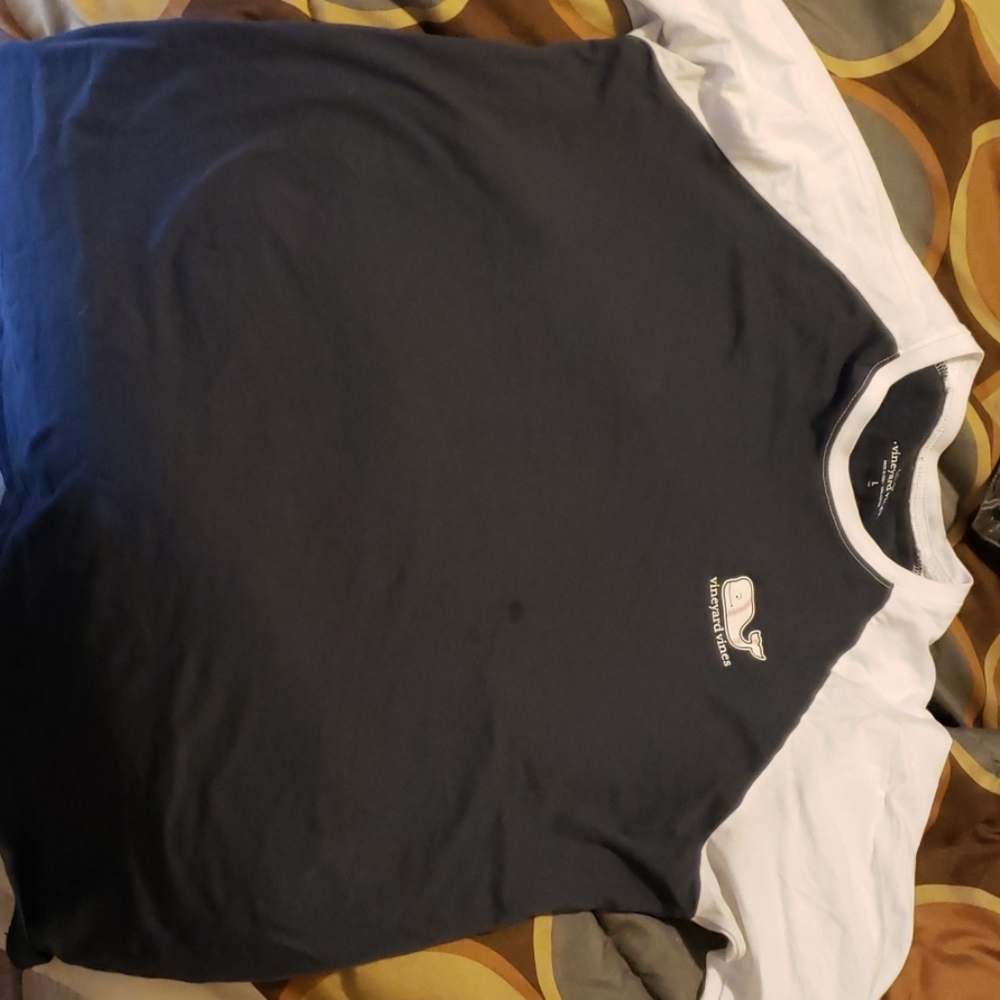 Vineyard vines